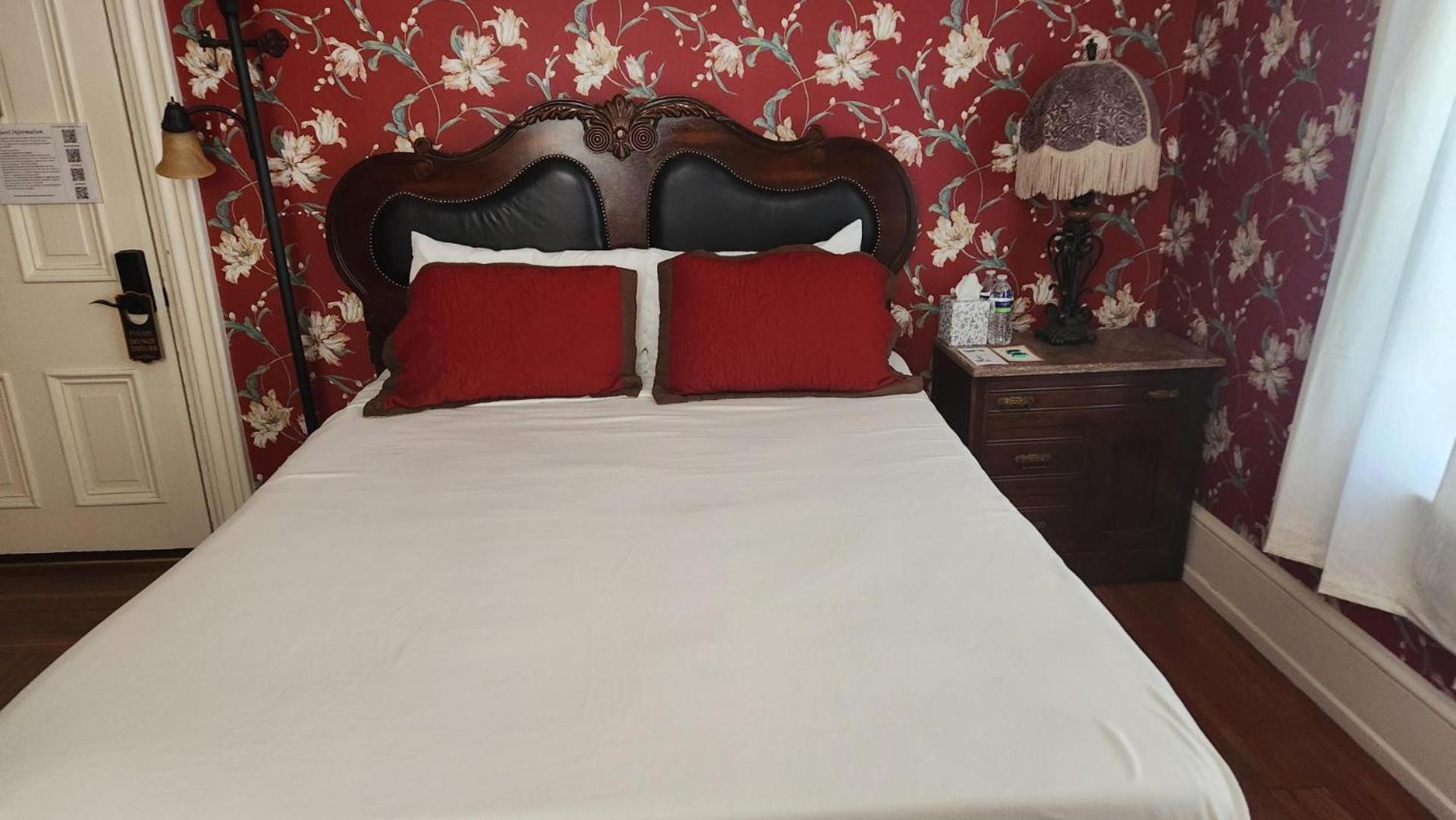 Greystone Manor Bed & Breakfast Bird-in-Hand 外观 照片
