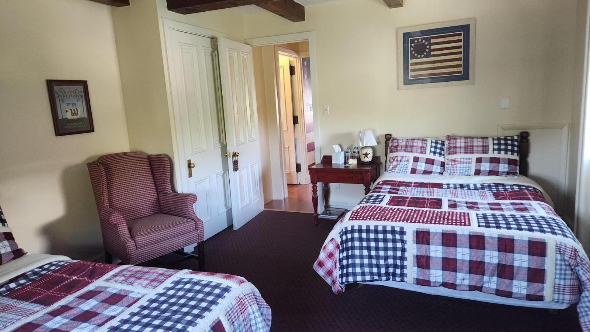 Greystone Manor Bed & Breakfast Bird-in-Hand 外观 照片