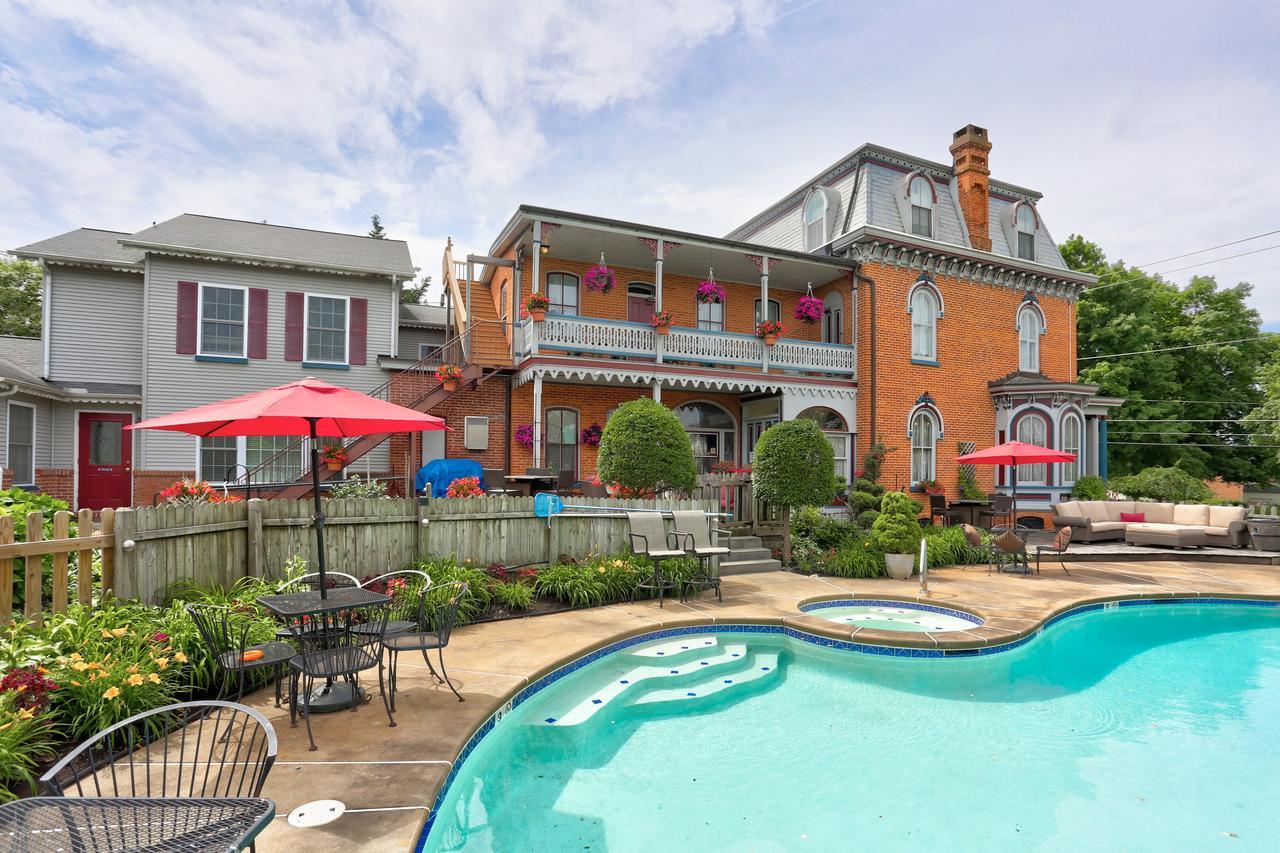 Greystone Manor Bed & Breakfast Bird-in-Hand 外观 照片